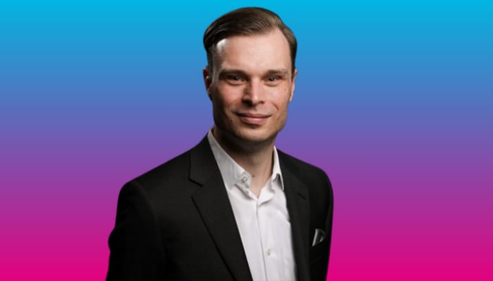 Dr. Olaf Maecker